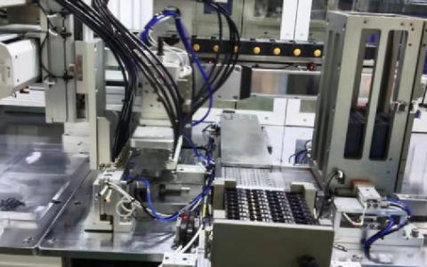 PCB板芯片自动分料堆叠摆盘设备